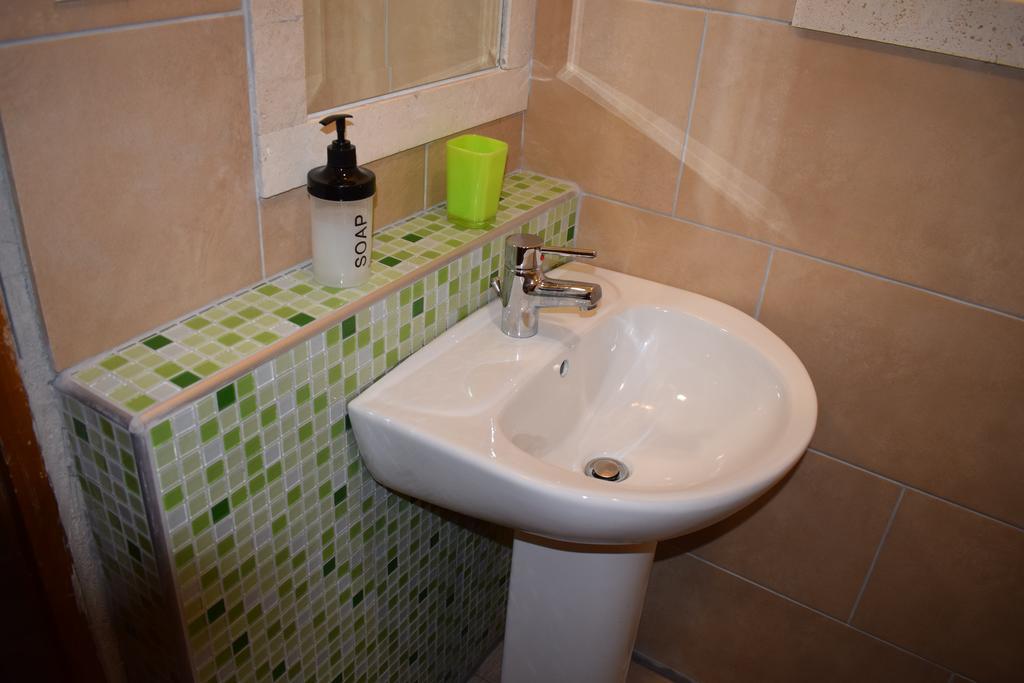 Appartement Menis Haus à Vrasná Extérieur photo